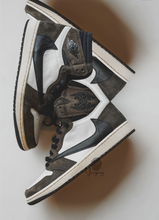 Load image into Gallery viewer, Travis Scott x Air Jordan 1 High OG TS SP
