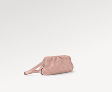 Load image into Gallery viewer, M80092 Scala Mini Pouch