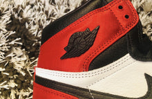 Load image into Gallery viewer, Air Jordan 1 Retro Black Toe(2013)