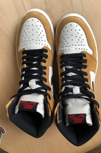 Load image into Gallery viewer, Air Jordan 1 Retro High Rookie of the Year