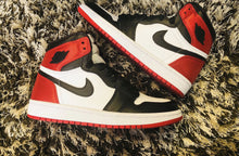Load image into Gallery viewer, Air Jordan 1 Retro Black Toe(2013)