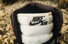 Load image into Gallery viewer, Air Jordan 1 Retro Black Toe(2013)