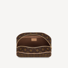 Load image into Gallery viewer, TOILET POUCH GM - M43383