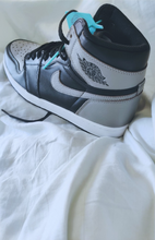 Load image into Gallery viewer, Air Jordan 1 Retro High Shadow 2018