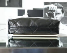 Load image into Gallery viewer, Chanel 22 Medium