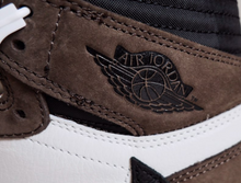 Load image into Gallery viewer, Travis Scott x Air Jordan 1 High OG TS SP