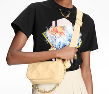 Load image into Gallery viewer, M81400 Wallet on Strap Bubblegram