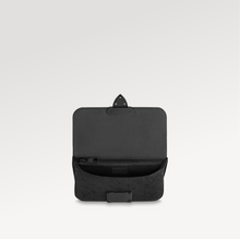 Load image into Gallery viewer, M58487 S LOCK SLING BAG