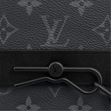 Load image into Gallery viewer, M45585 STEAMER MESSENGER