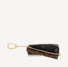 Load image into Gallery viewer, CARD HOLDER RECTO VERSO - M69431