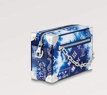 Load image into Gallery viewer, M20557 Mini Soft Trunk