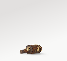 Load image into Gallery viewer, M57835 Papillon Trunk