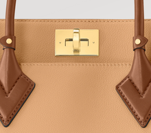 Load image into Gallery viewer, M20633 On My Side MM