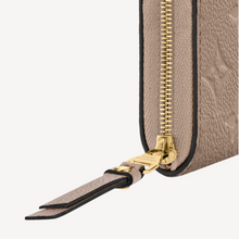 Load image into Gallery viewer, ZIPPY COIN PURSE - M68696
