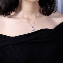 Load image into Gallery viewer, 2PCS/Set Heart Magnetic Pendant Necklace Jewelry