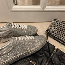 Load image into Gallery viewer, Yves Saint Laurent Sneakers

