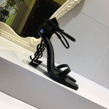 Load image into Gallery viewer, CASSANDRA FLAT SANDALS IN SMOOTH LEATHER
