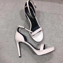 Load image into Gallery viewer, CASSANDRA FLAT SANDALS IN SMOOTH LEATHER
