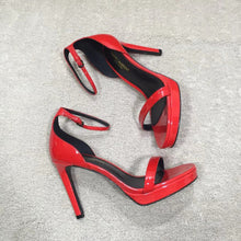 Load image into Gallery viewer, CASSANDRA FLAT SANDALS IN SMOOTH LEATHER
