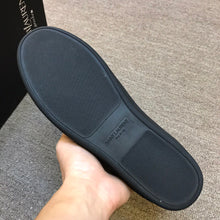 Load image into Gallery viewer, YSL ROSE SNEAKERS IN LEATHER
