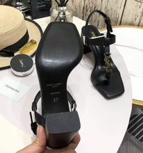 Load image into Gallery viewer, CASSANDRA SANDALS IN SMOOTH LEATHER WITH GOLD-TONE MONOGRAM
