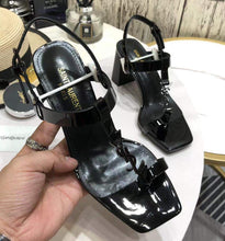 Load image into Gallery viewer, CASSANDRA SANDALS IN SMOOTH LEATHER WITH GOLD-TONE MONOGRAM
