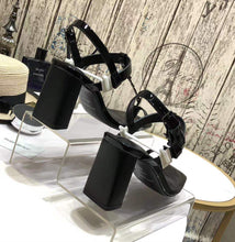 Load image into Gallery viewer, CASSANDRA SANDALS IN SMOOTH LEATHER WITH GOLD-TONE MONOGRAM
