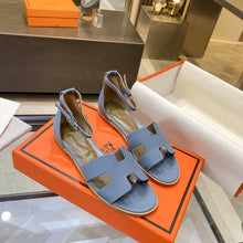 Load image into Gallery viewer, Hermès Santorini Sandal
