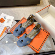 Load image into Gallery viewer, Hermès Santorini Sandal
