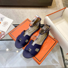 Load image into Gallery viewer, Hermès Santorini Sandal
