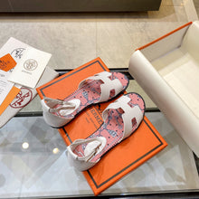 Load image into Gallery viewer, Hermès Santorini Sandal
