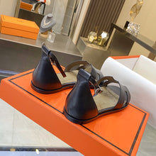 Load image into Gallery viewer, Hermès Santorini Sandal

