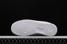 Load image into Gallery viewer, Dior  Air force 1’07 low
