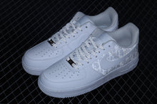 Load image into Gallery viewer, Dior  Air force 1’07 low
