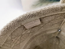 Load image into Gallery viewer, Dior bubble paisley print Bucket
