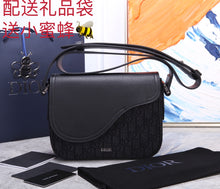 Load image into Gallery viewer, Dior Saddle Messenger Bag
