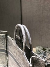 Load image into Gallery viewer, Dior Book Tote-Large
