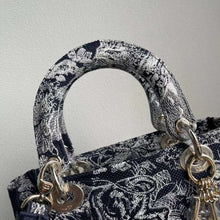 Load image into Gallery viewer, DIOR LADY LITE
