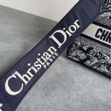 Load image into Gallery viewer, DIOR LADY LITE
