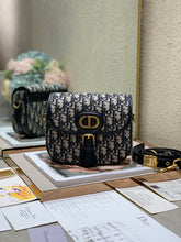 Load image into Gallery viewer, Dior Bobby bag
