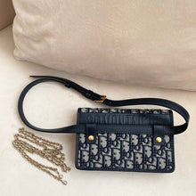 Load image into Gallery viewer, Dior 30 Montaigne
