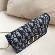 Load image into Gallery viewer, Dior 30 Montaigne
