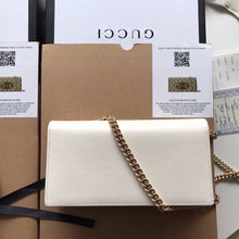 Load image into Gallery viewer, Gucci Horsebit 1955 wallet with chain
