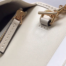 Load image into Gallery viewer, Gucci Horsebit 1955 wallet with chain
