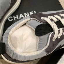 Load image into Gallery viewer, CHANEL SNEAKER
