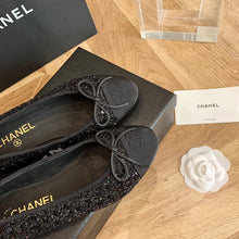 Load image into Gallery viewer, CHANEL SNEAKER
