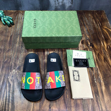 Load image into Gallery viewer, GUCCI SLIEPPERS 3
