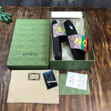 Load image into Gallery viewer, GUCCI SLIEPPERS 3
