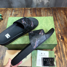 Load image into Gallery viewer, GUCCI SLIPPERS 10
