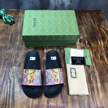 Load image into Gallery viewer, GUCCI SLIPPERS 13
